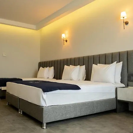 Newarise Hotel 4*